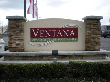 Ventana Apartments and Townhomes Exterior Monument Sign