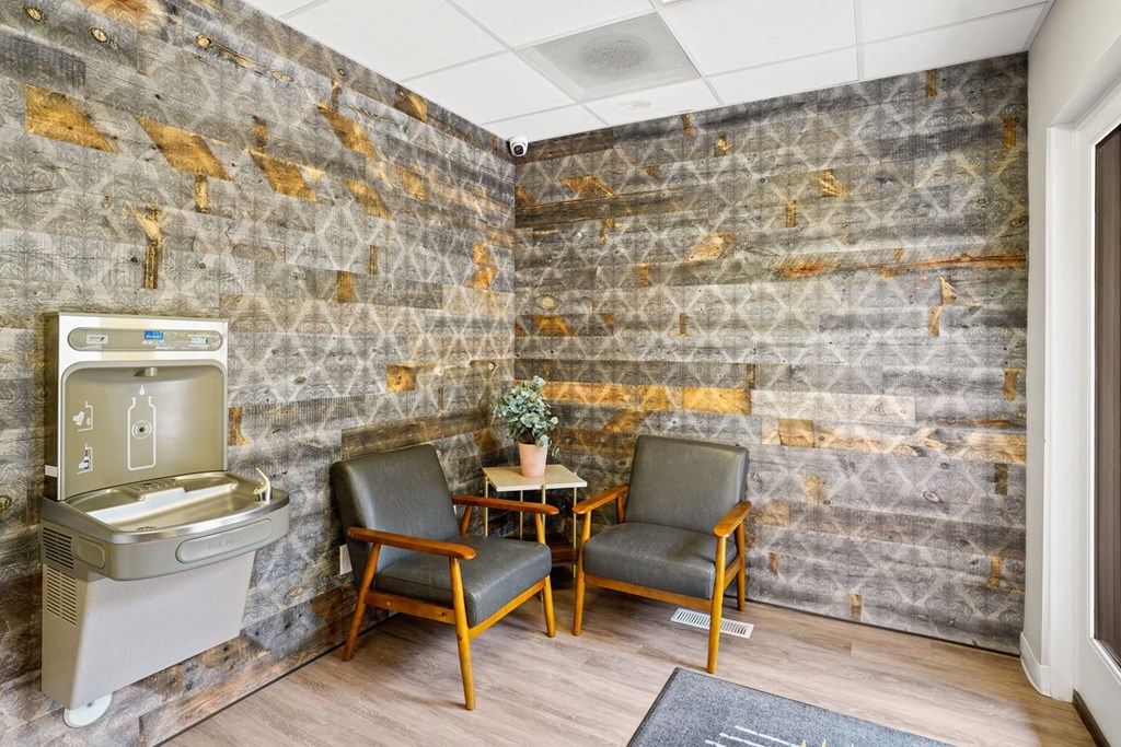 Clover Creek Clubhouse Sitting Area