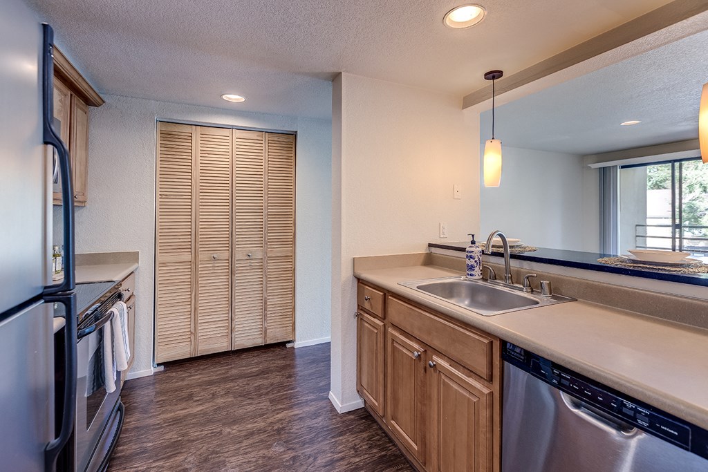 12 Central Square Kitchen