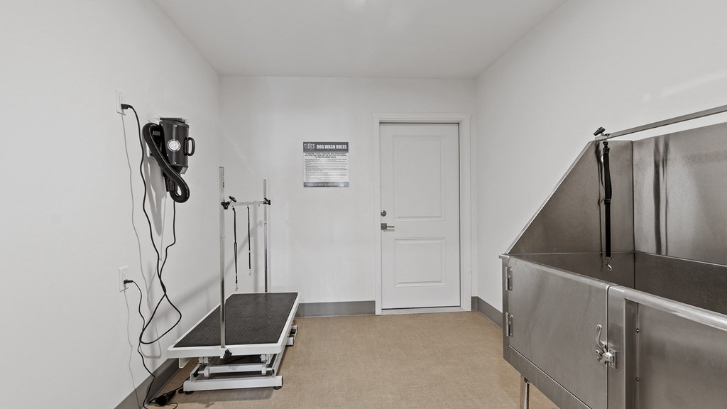 The Tides at Willow Pointe Apartments Pet Washing Room