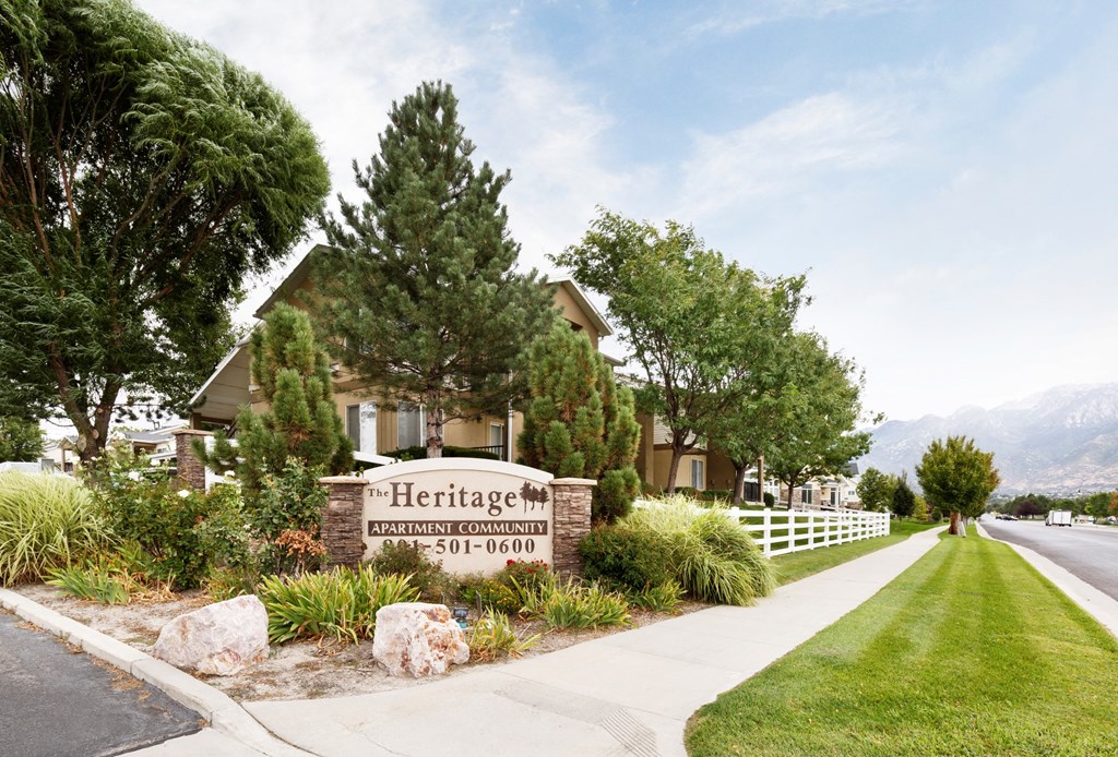 Heritage at Draper Apartments Exterior Monument Sign
