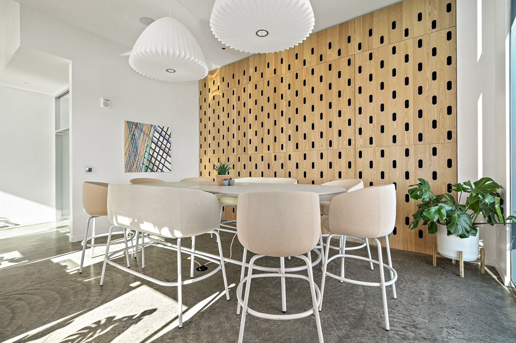 Reverb Co-Working Area Table