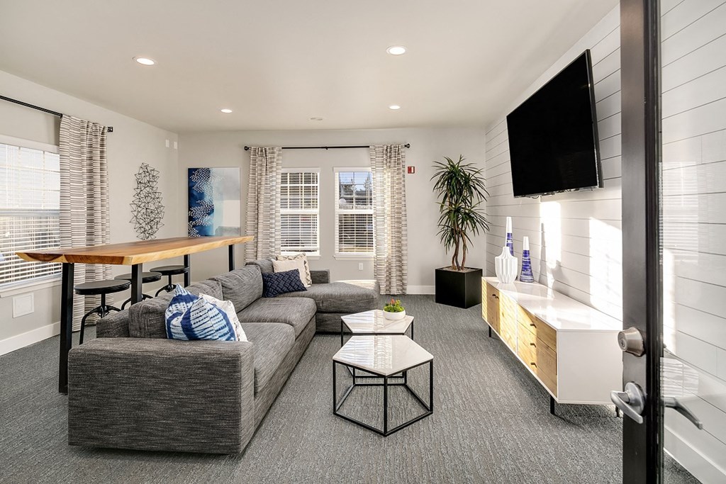 Keyway Apartments in Port Orchard, Washington Clubhouse Lounge