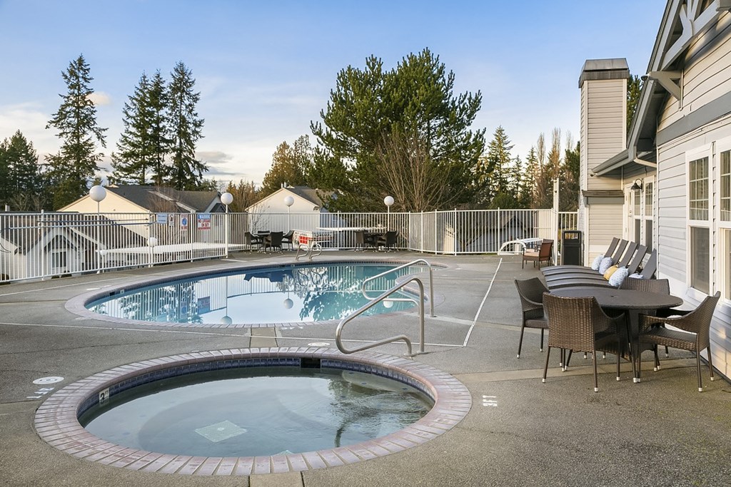 Keyway Apartments in Port Orchard, Washington Pool and Hot Tub