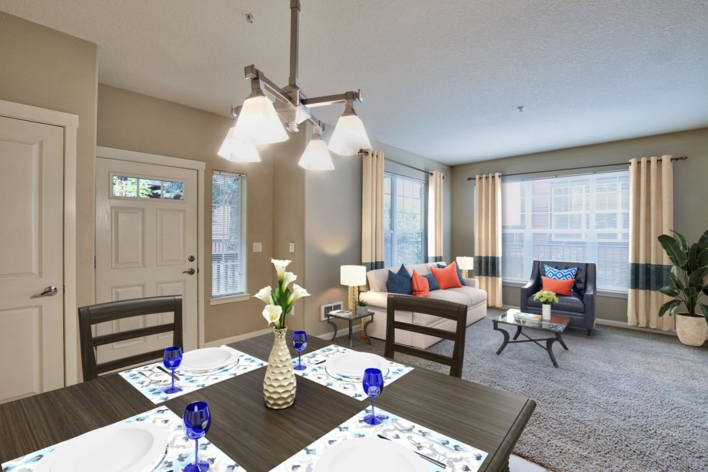LookoutAtTheRidge_Washougal_WA_Inerior_Staged Dining Room