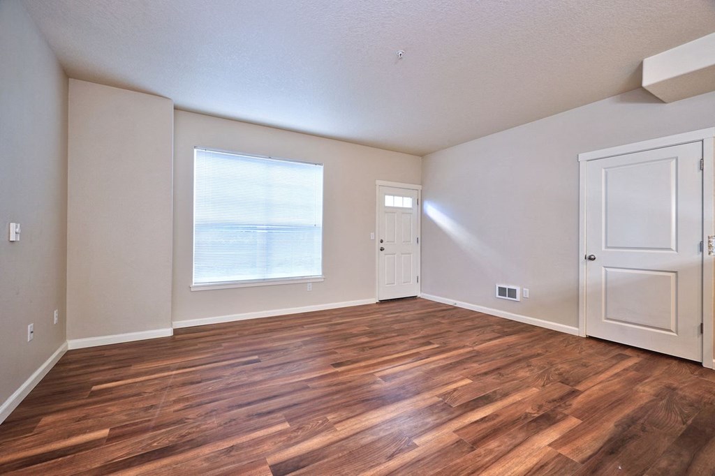 LookoutAtTheRidge_Washougal_WA_Interior_Livingroom