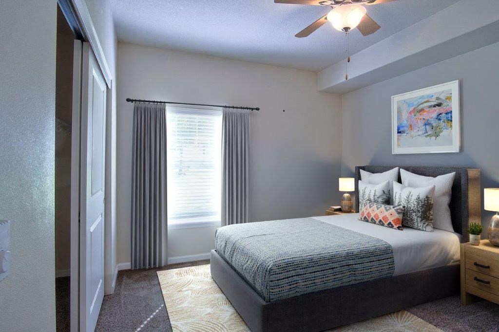 Creekview Crossing Apartments staged one-bedroom room