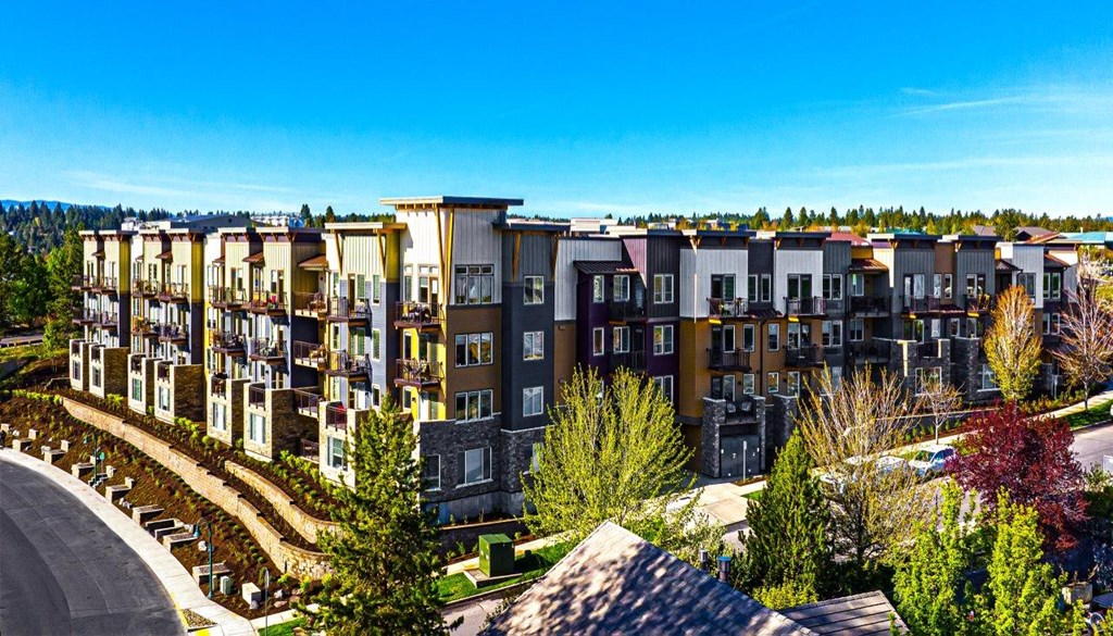 TheEddy_Bend_OR_Ext_Facade