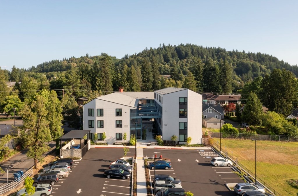 The Wes Gresham Oregon Apartments building with parking lot