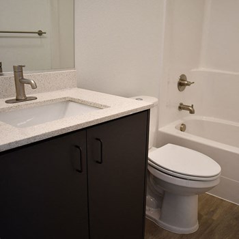 Franklin Flats Apartments Bathroom - Photo Gallery 11