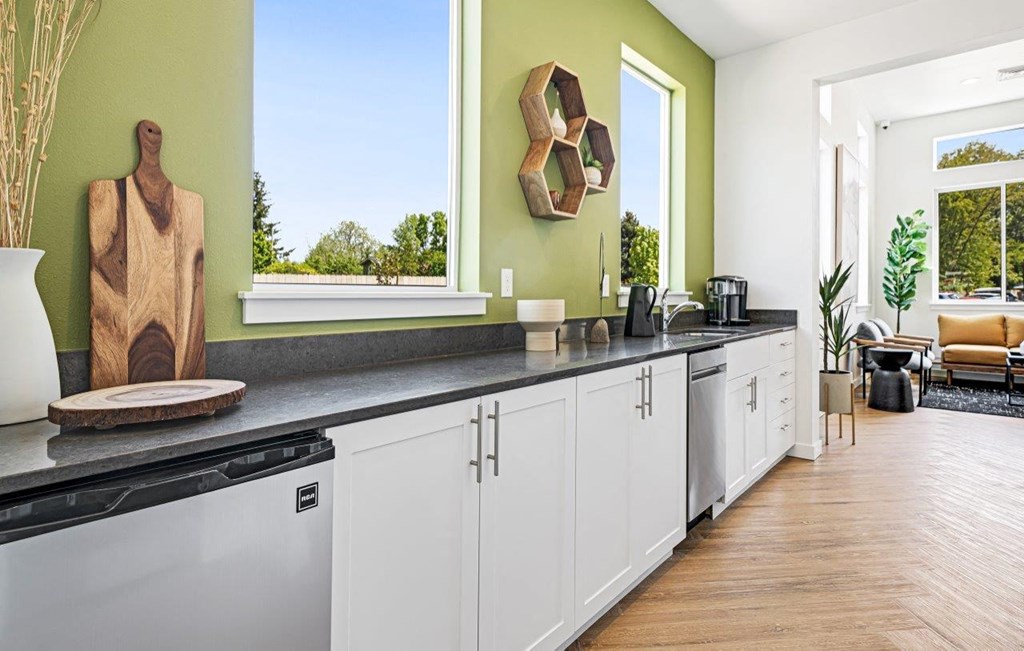 Velo_Eugene_OR_Int_Amenity_Lounge_5