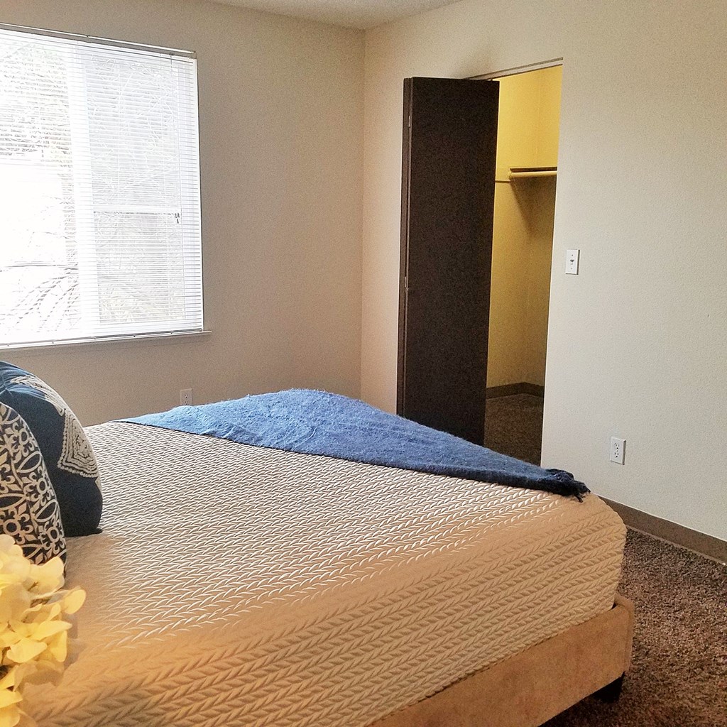 Cedar North Apartments Model Bedroom