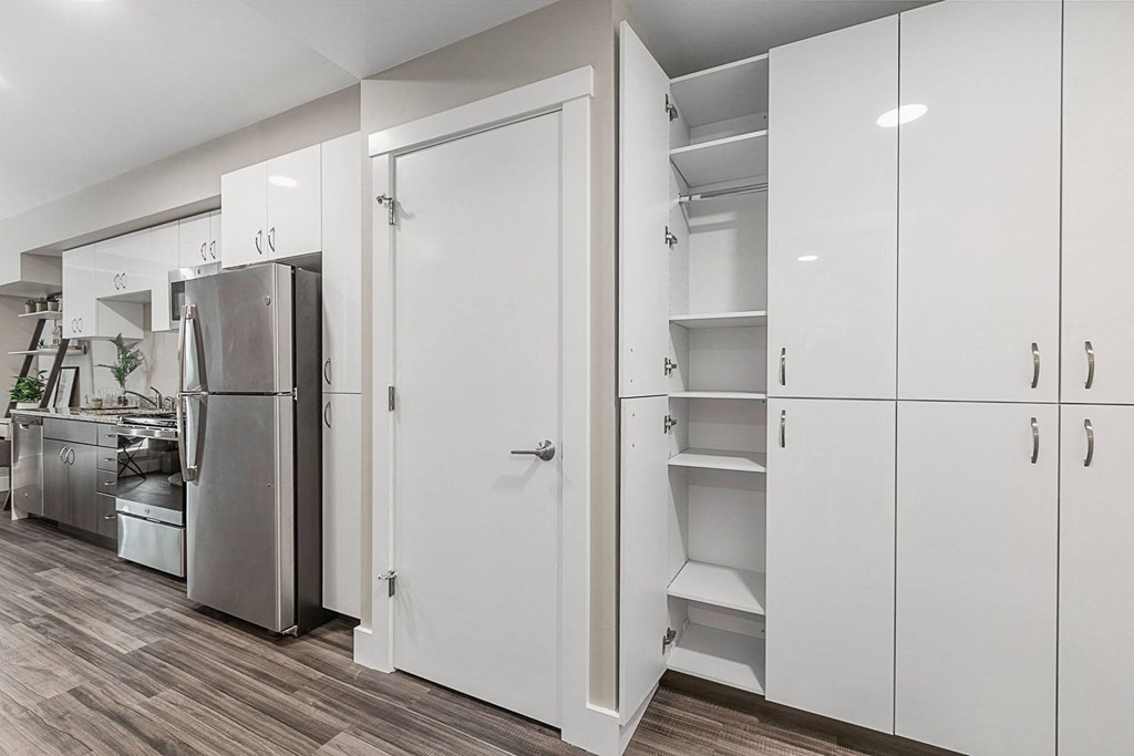 TheNest_Bend_OR_Interior_Model_206_Storage