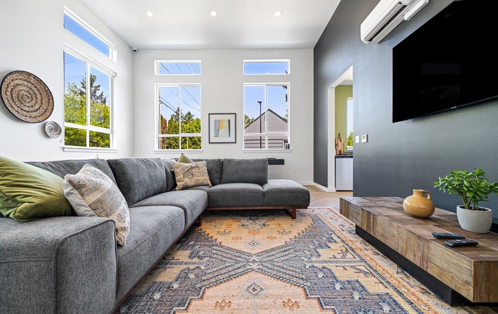 Velo_Eugene_OR_Int_Amenity_Lounge_2