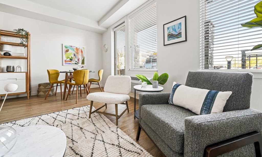 TheEddy_Bend_OR_Int_Living