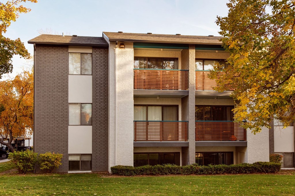 Clover Creek Exterior Shot