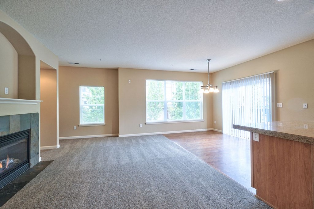 LookoutAtTheRidge_Washougal_WA_Interior_LivingRoom