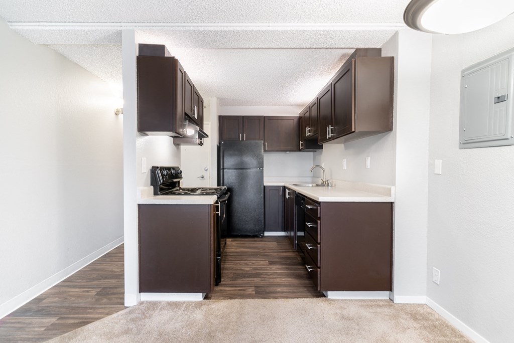 Luxe at Meridian Apartments Kitchen