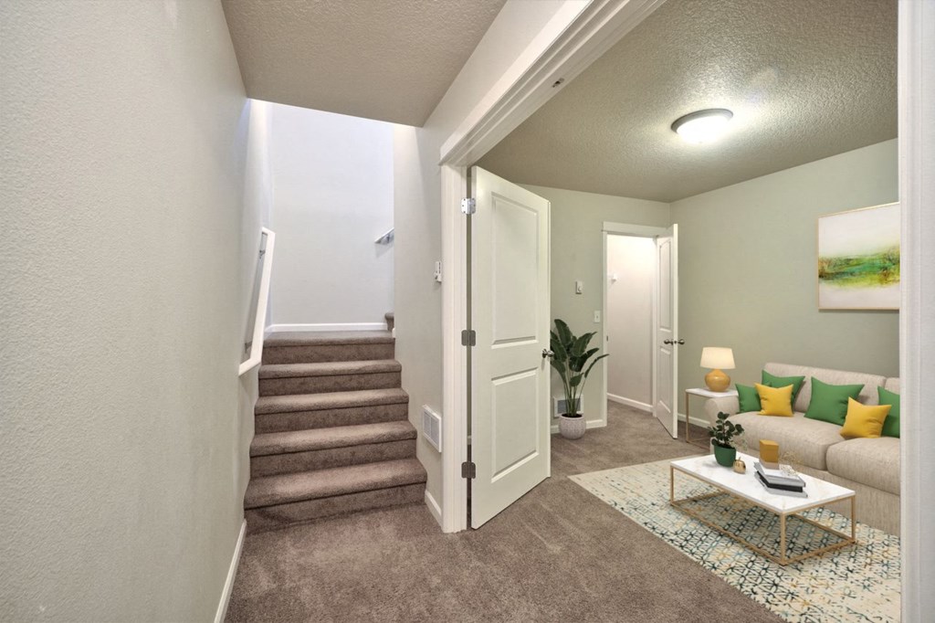 LookoutAtTheRidge_Washougal_WA_Inerior_Staged room