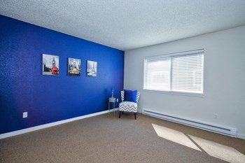 Parc Central_Vancouver WA_Large Living Room - Photo Gallery 27