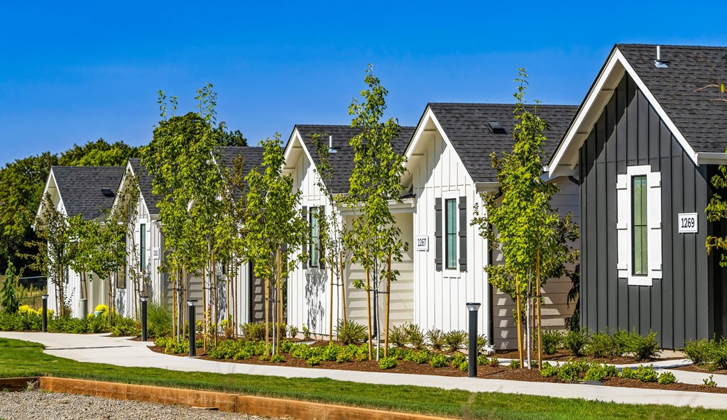 The Farmstead_Eugene_OR_Exterior_cottages