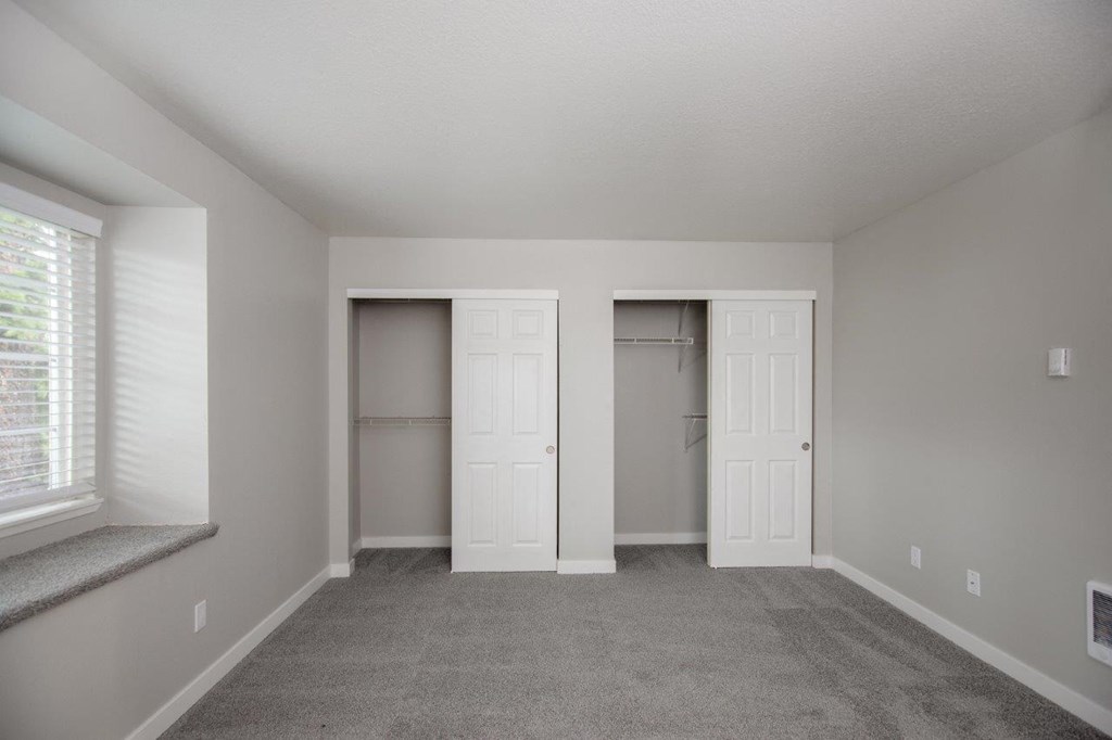 Outlook16 Bedroom with Ample Closet Space