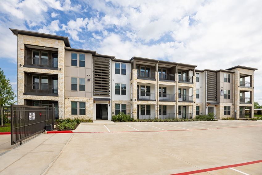 Allora Magnolia Apartments, 4255 Magnolia Village Drive, Magnolia, TX