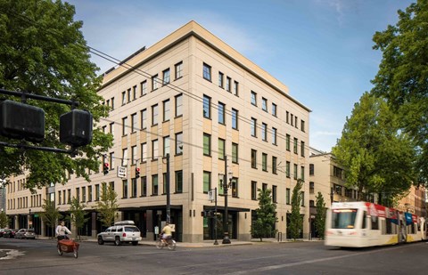 38 Davis Exterior