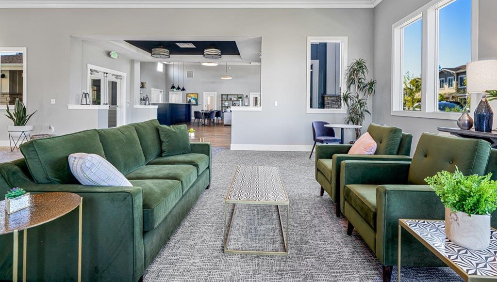 EvergreenVillageDeltaRidge_Eugene_OR_Int_Amenity_Lounge_5
