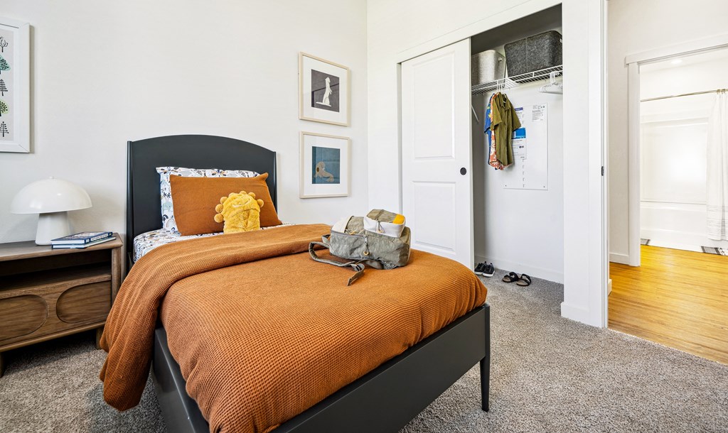 TheFarmstead_Eugene_OR_Flat_bed2_2