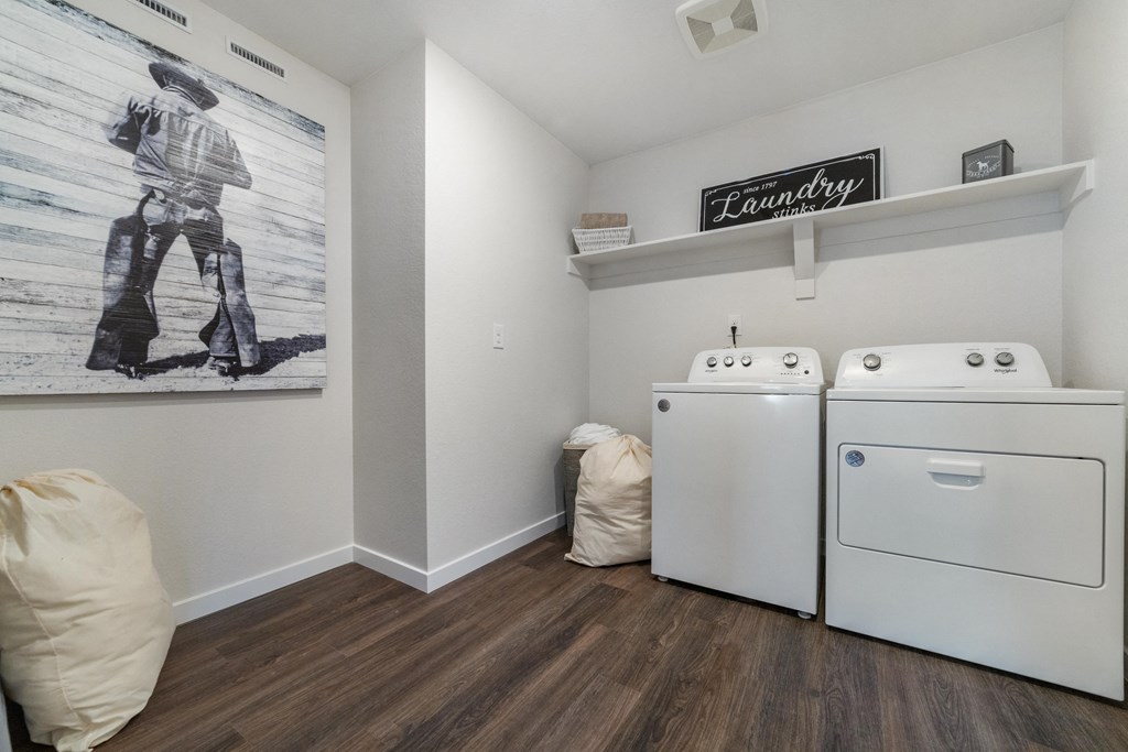 Pikes Peak Rental Homes Laundry Room