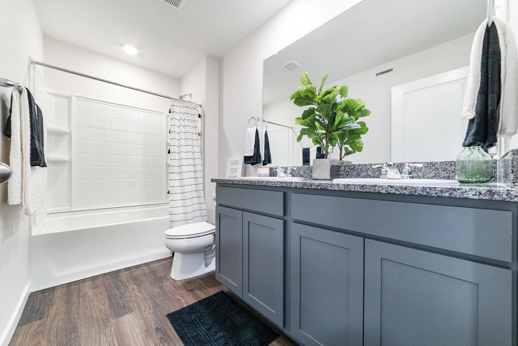 Pikes Peak Rental Homes Model Bathroom