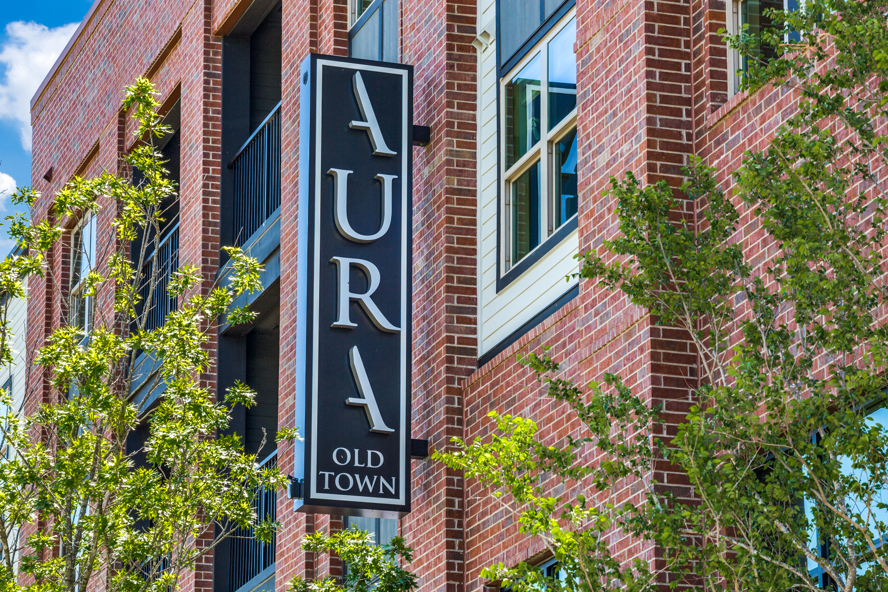 Aura Old Town