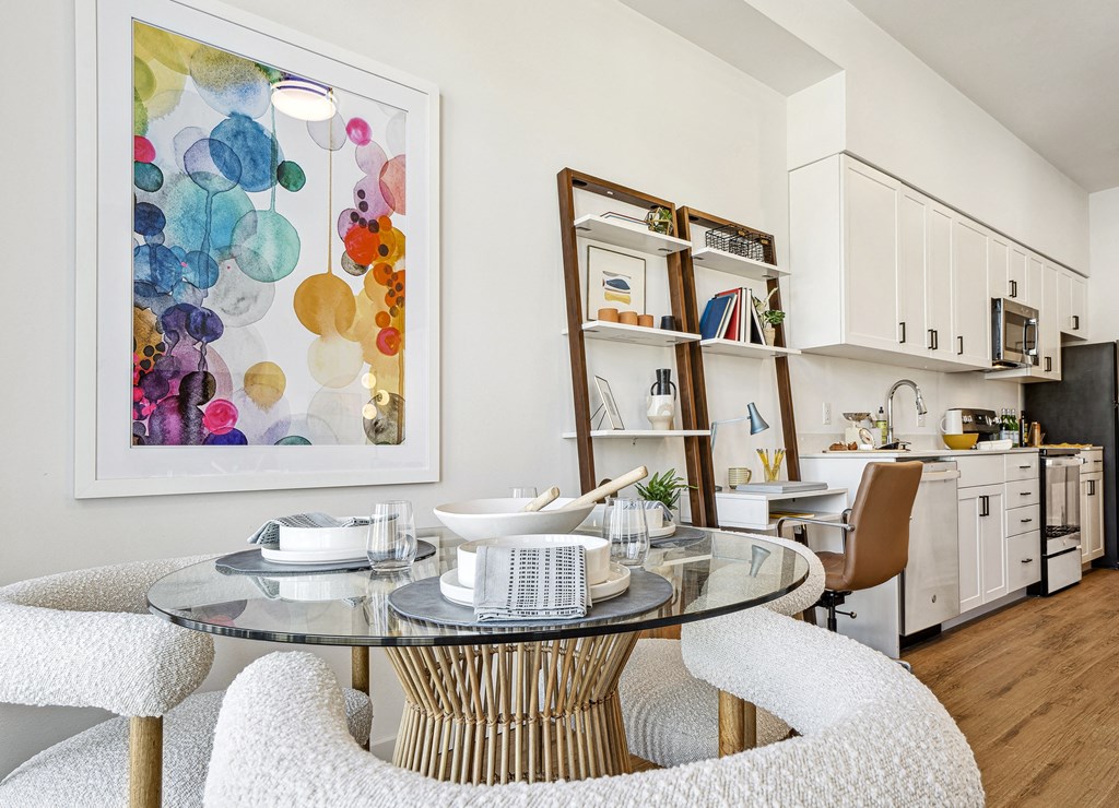TheFarmstead_Eugene_OR_Flat_diningroom