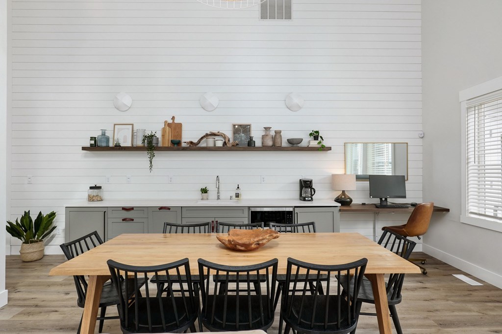 The Lakehouse Apartments Clubhouse