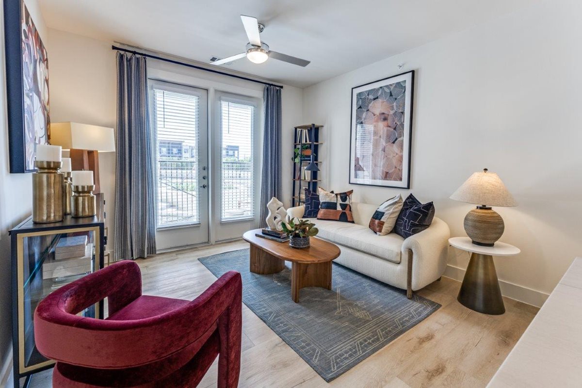Aura High Pointe Apartments