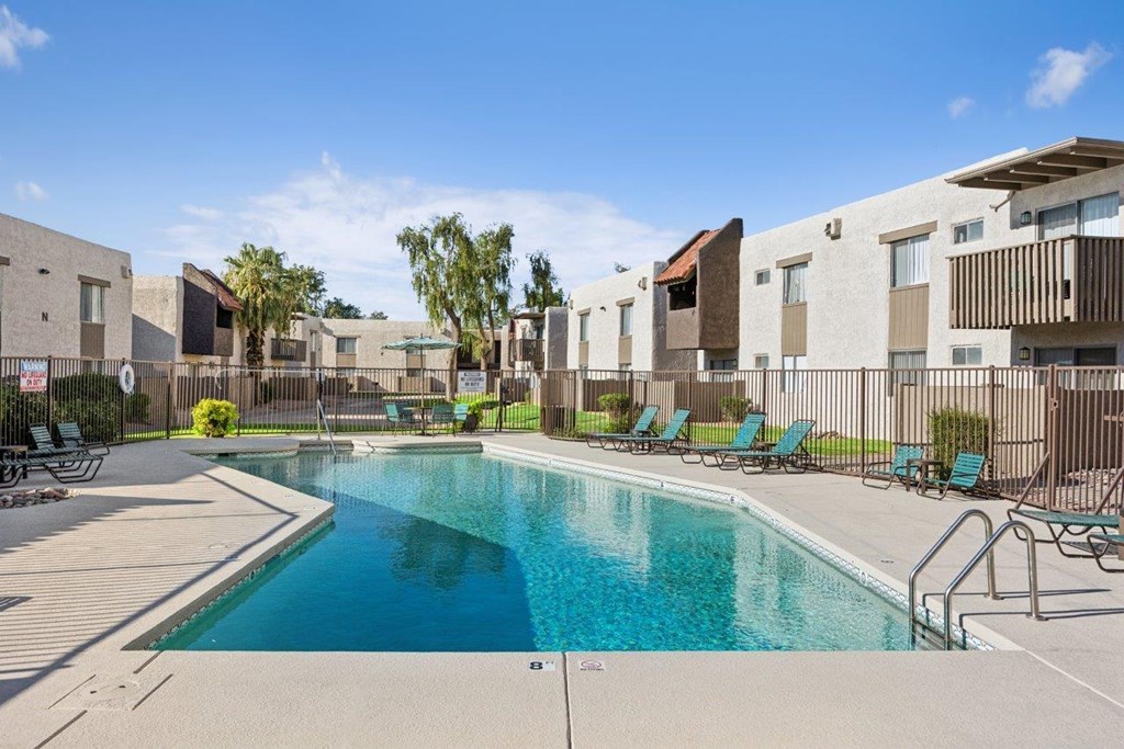 Madera at Metro Pool