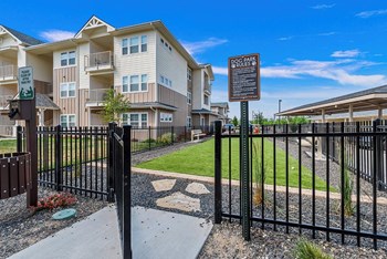 Prelude at Paramount Apartments Dog Park - Photo Gallery 18