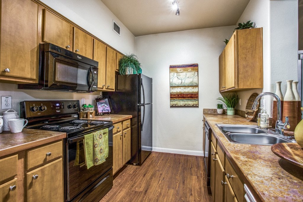 Hudson Miramont Apartments Model Kitchen