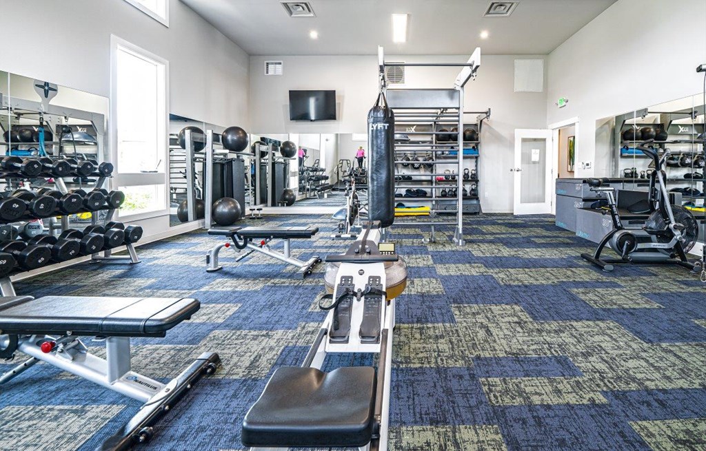 EvergreenVillageDeltaRidge_Eugene_OR_Int_Amenity_Fitness_2