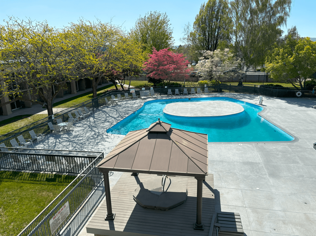 a view of the pool from the deck of 9 North