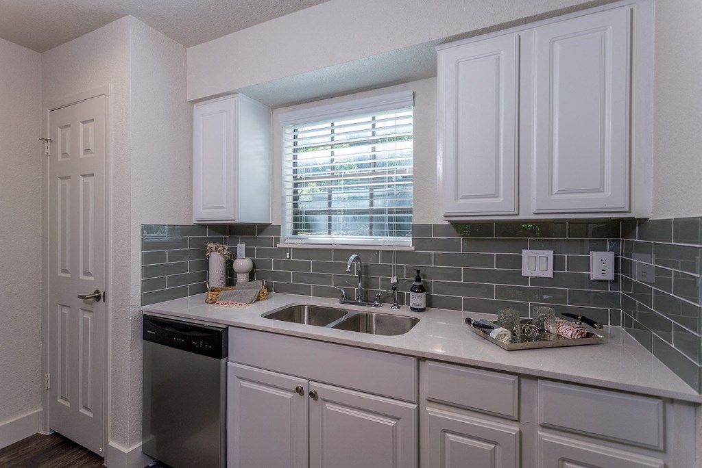 Retreat at Barton Creek Model Kitchen