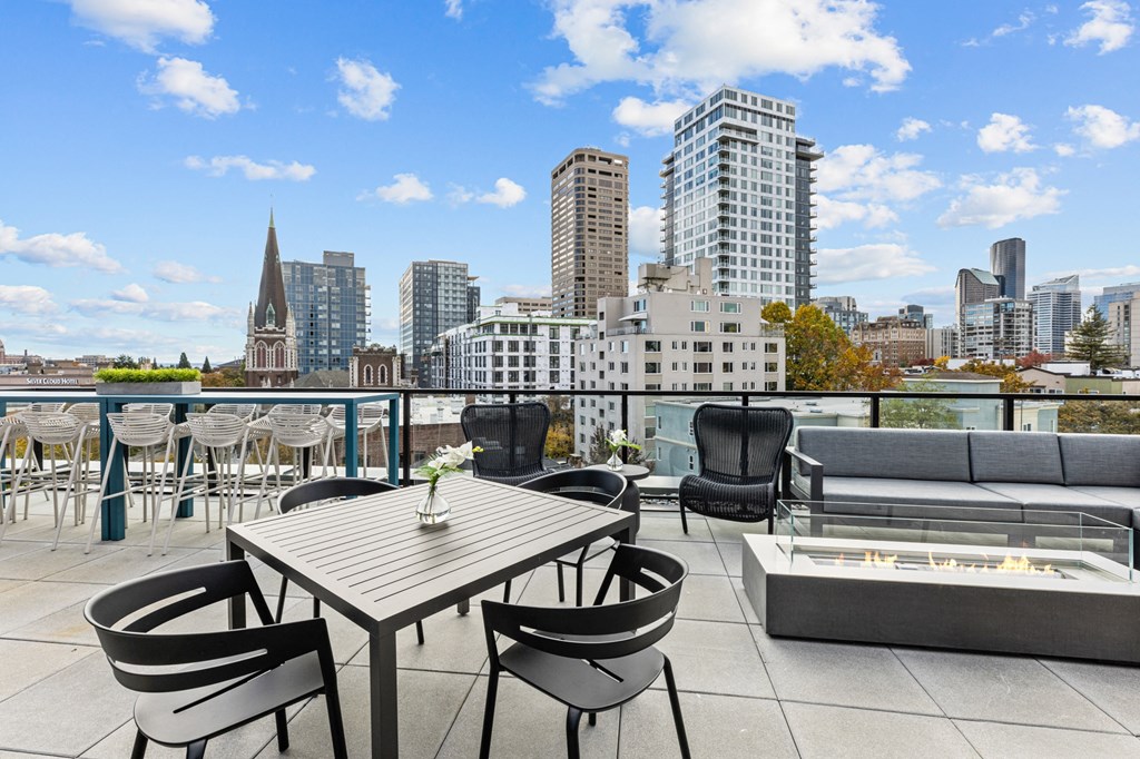 Gridline Apartments Rooftop