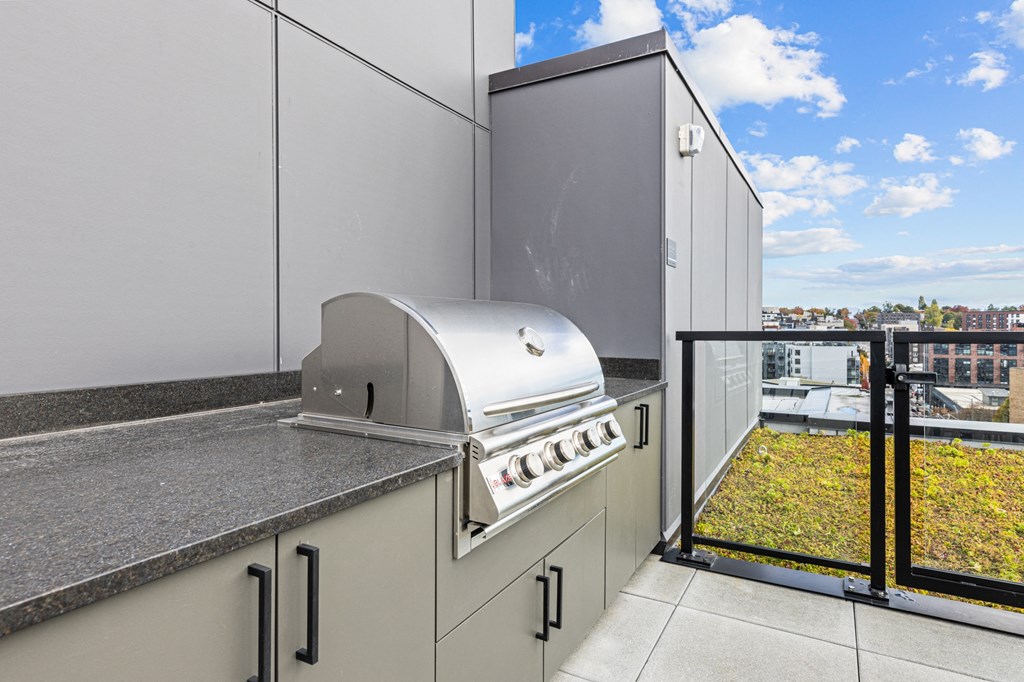 Gridline Apartments Grill