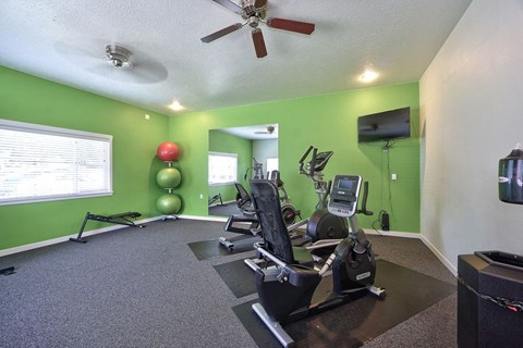 Parc Central_Vancouver WA_ Apartment fitness center