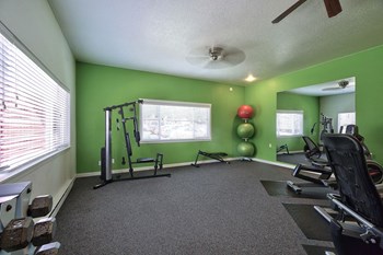 Parc Central_Vancouver WA_ Apartment fitness center - Photo Gallery 35