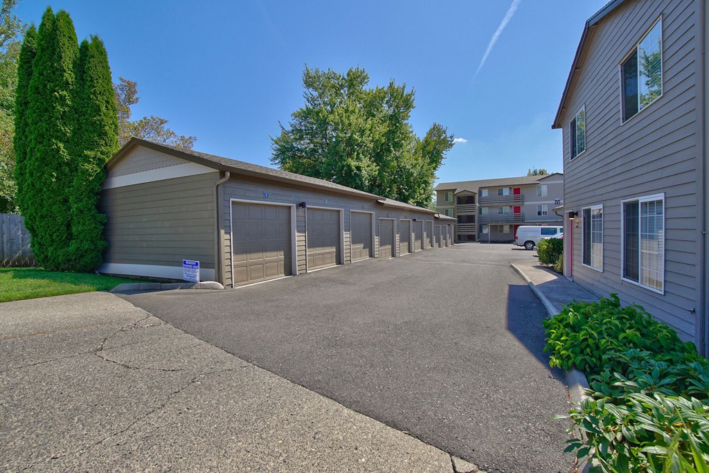 Parc East Apartments garages