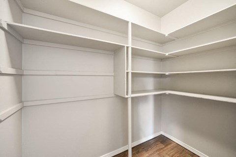 Beacon View Apartments Closet and Built In Shelves