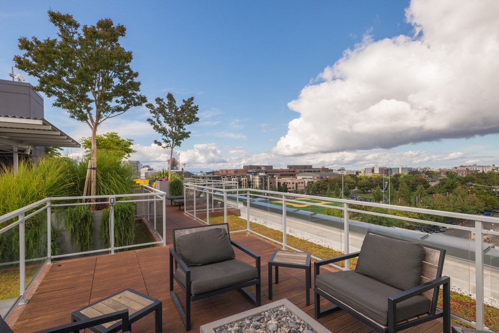 Sunset Electric Rooftop Deck with Seating