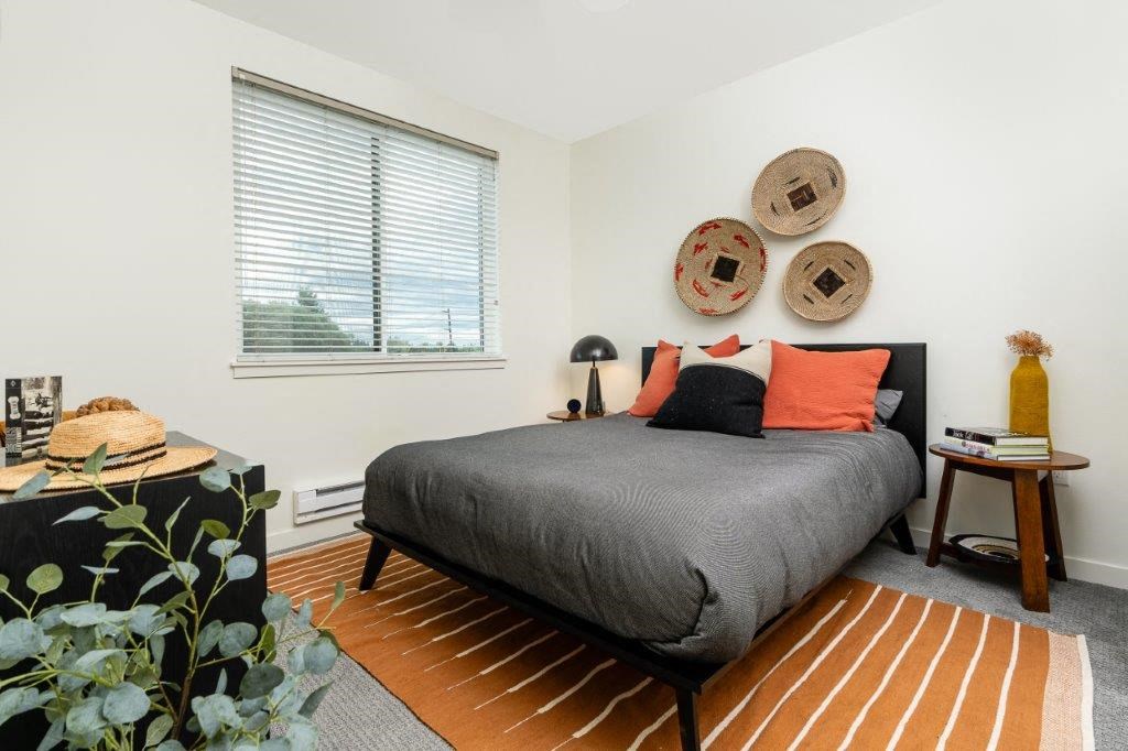 Alexan Gateway bedroom